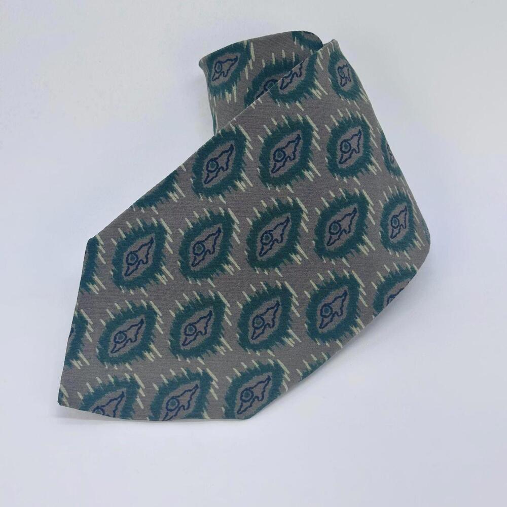 Giorgio Armani Cravatte 100% Silk Tie With Green & Navy Abstract Ikat Pattern